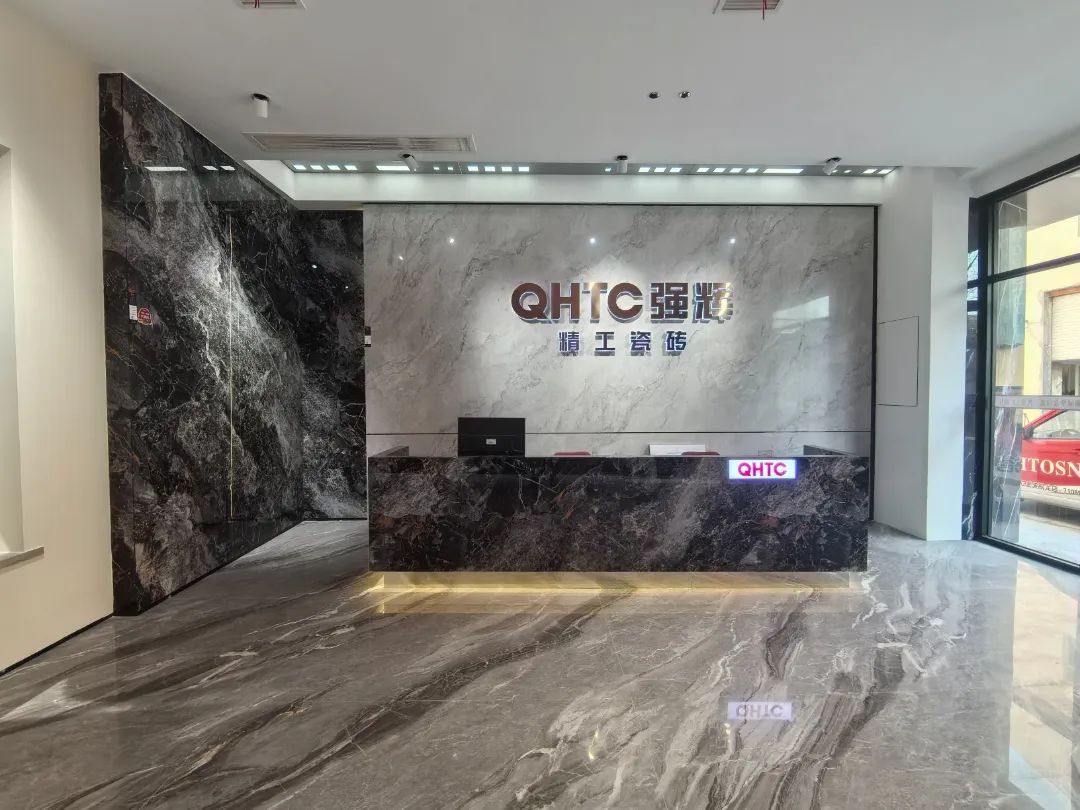 終端風(fēng)采 | 強(qiáng)輝聊城旗艦店，沉浸式體驗現(xiàn)代高端設(shè)計美學(xué)(圖4)